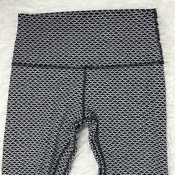 Lululemon Align Crop *21" Monochromic Ice Grey Black - Picture 2 of 8